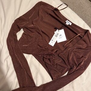 Brown long sleeve crop top